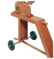 Fahrbares Untergestell f�r Blechschere + Lochstanze