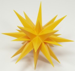 Herrnhuter Stern aus Kunststoff ca. � 68 cm, gelb