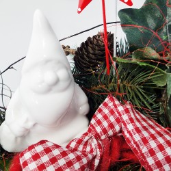 Weihnachtsgesteck im Keramiktopf mit Stern